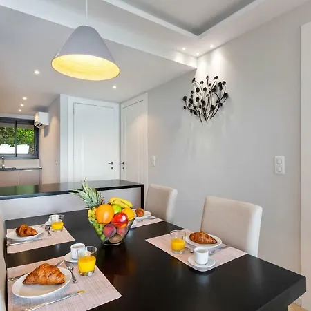 Les Pieds Dans L'eau 公寓 *
